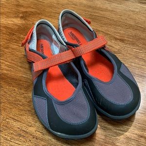 Merrell River Glove shoes. Sz 7.
